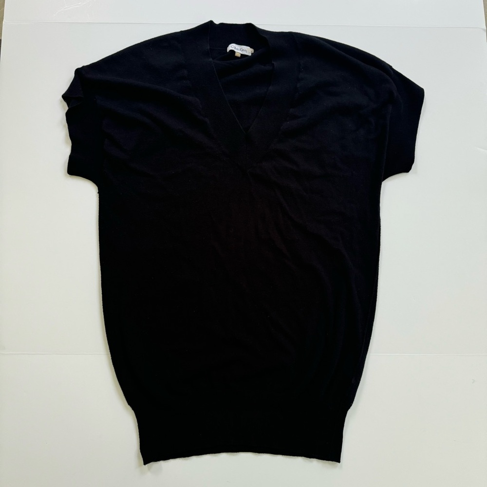 Calvin Klein Short Sleeve V-neck Sweater Dress Tapered Black Women’s Medium